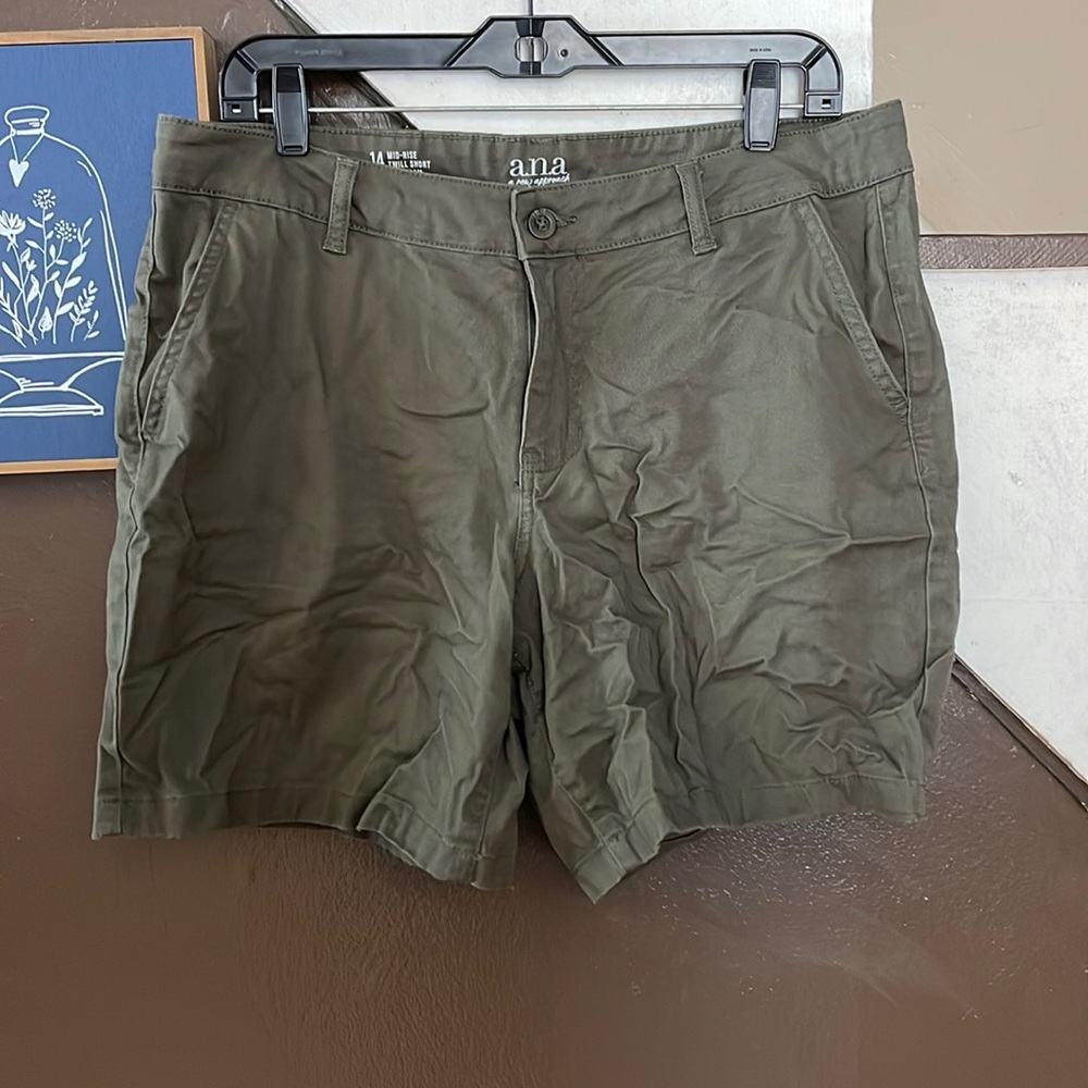 a.n.a Women’s Twill Shorts